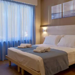 Pianomare Riviera And Aparthotel Imperia